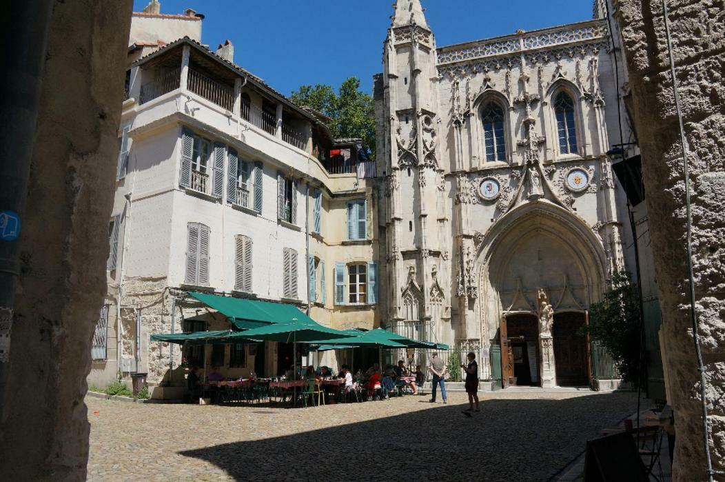 Les Marchands Avignon Ngoại thất bức ảnh